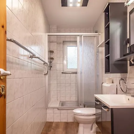 50027 Apartment *